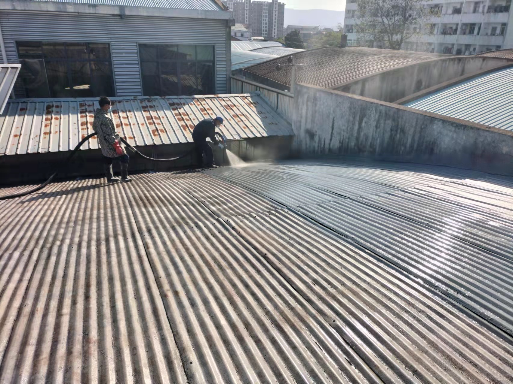 彩鋼瓦廠房保溫噴涂 彩鋼瓦廠房保溫噴涂